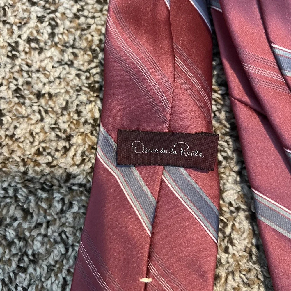 Oscar de la Renta Mens Tie Dusty Rose Pink Grey Striped Silk Blend Designer